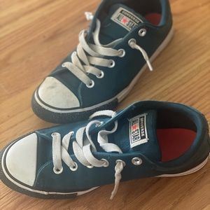 Boys size 5 converse